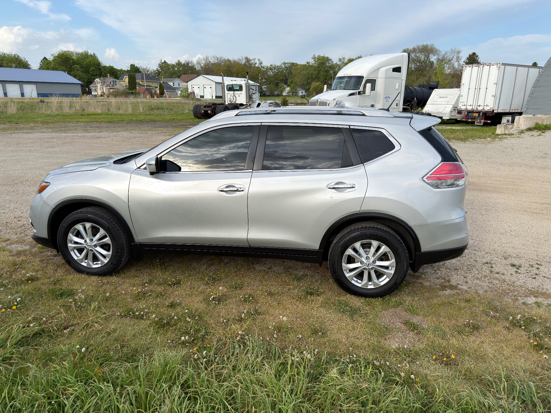 2016 Nissan Rogue SV - Photo 8