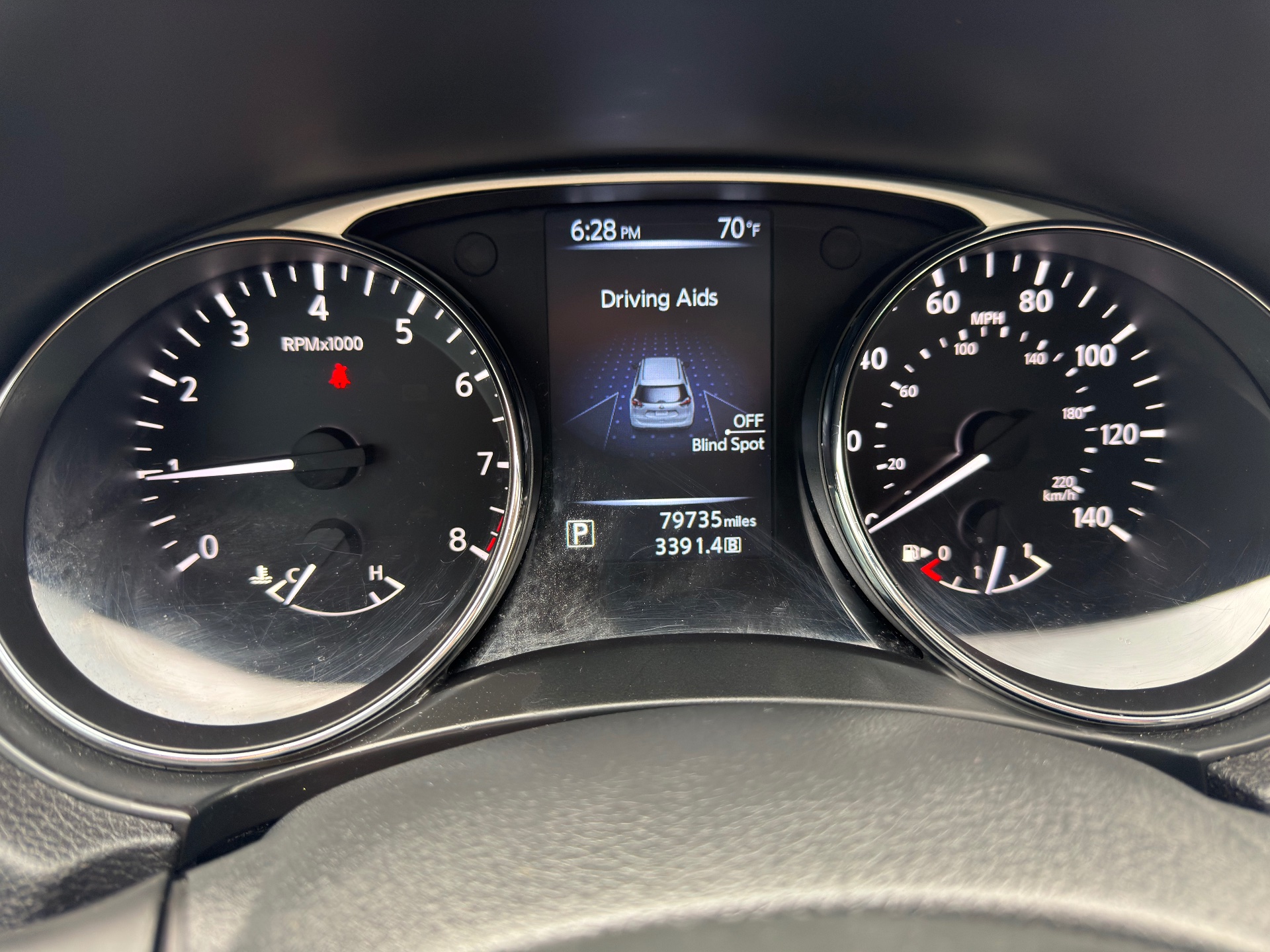 2016 Nissan Rogue SV - Photo 16