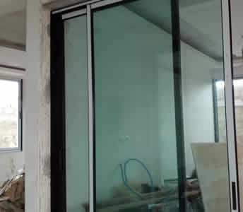 abidjansolution_aluminium_porte_ordinaire_francais_344x300.jpg