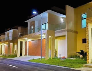 location-vente-villas-cocody-riviera-piscine320x248.jpg