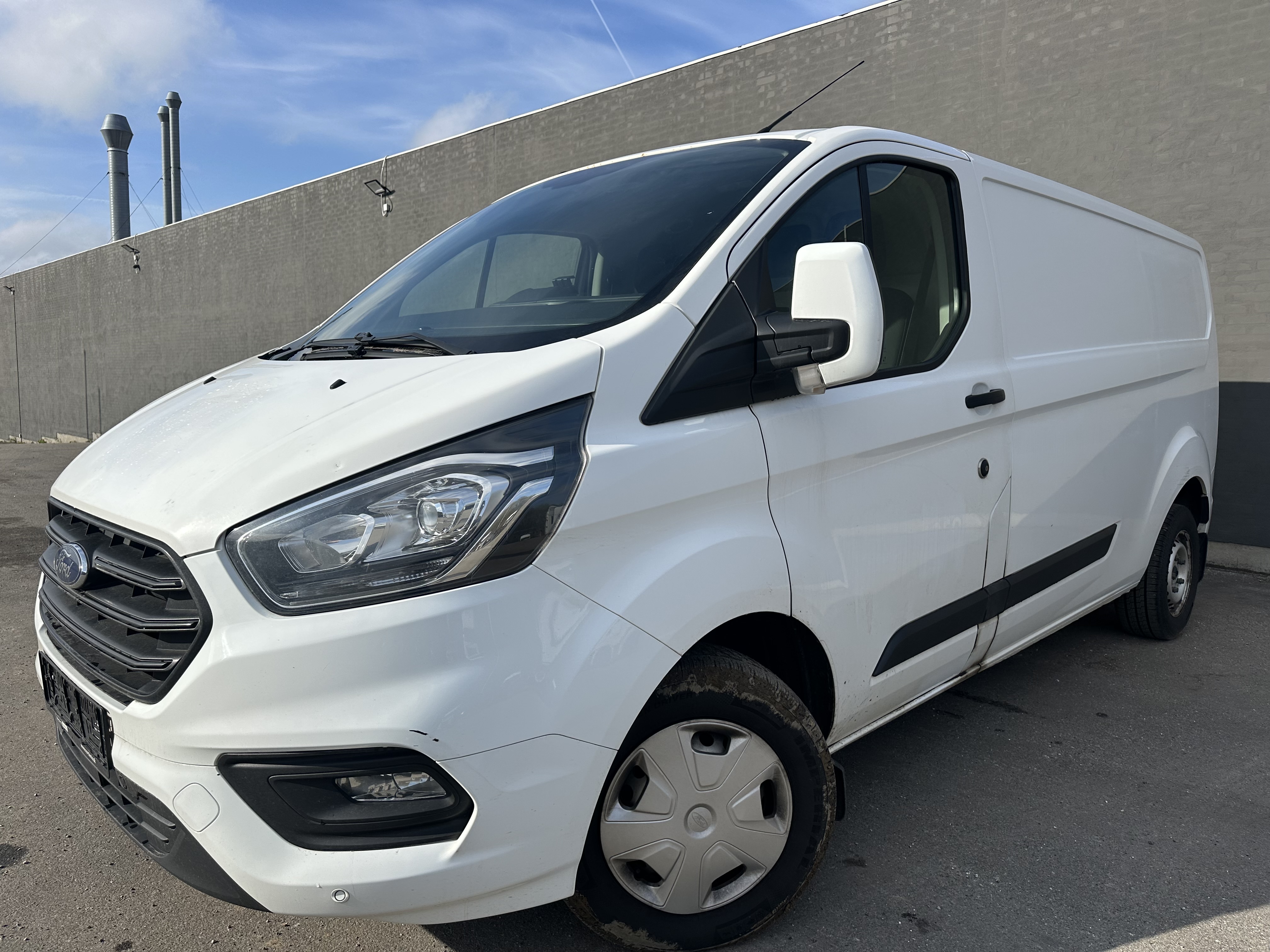 Ford Transit Custom Van 2.0TDCi - FWD (130 HK) Kassevogn FWD M6