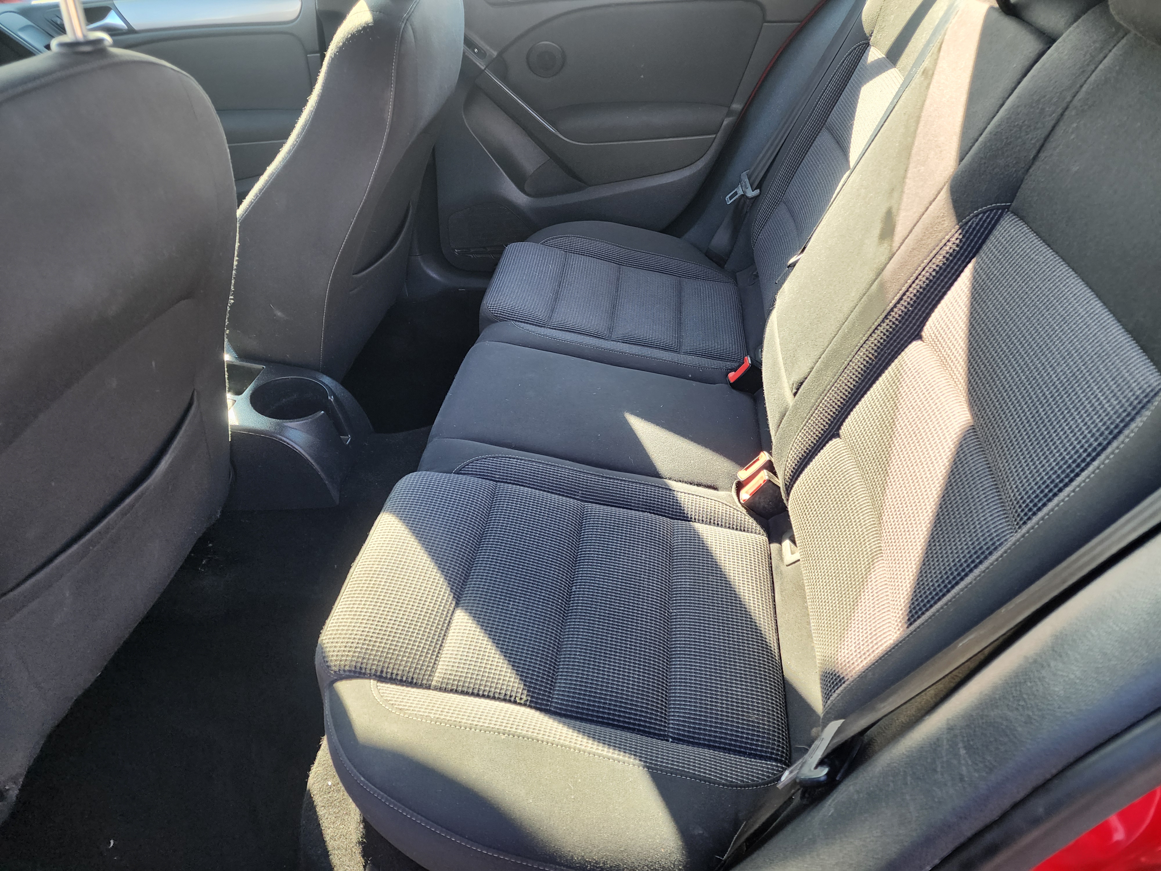 Volkswagen Golf image 8
