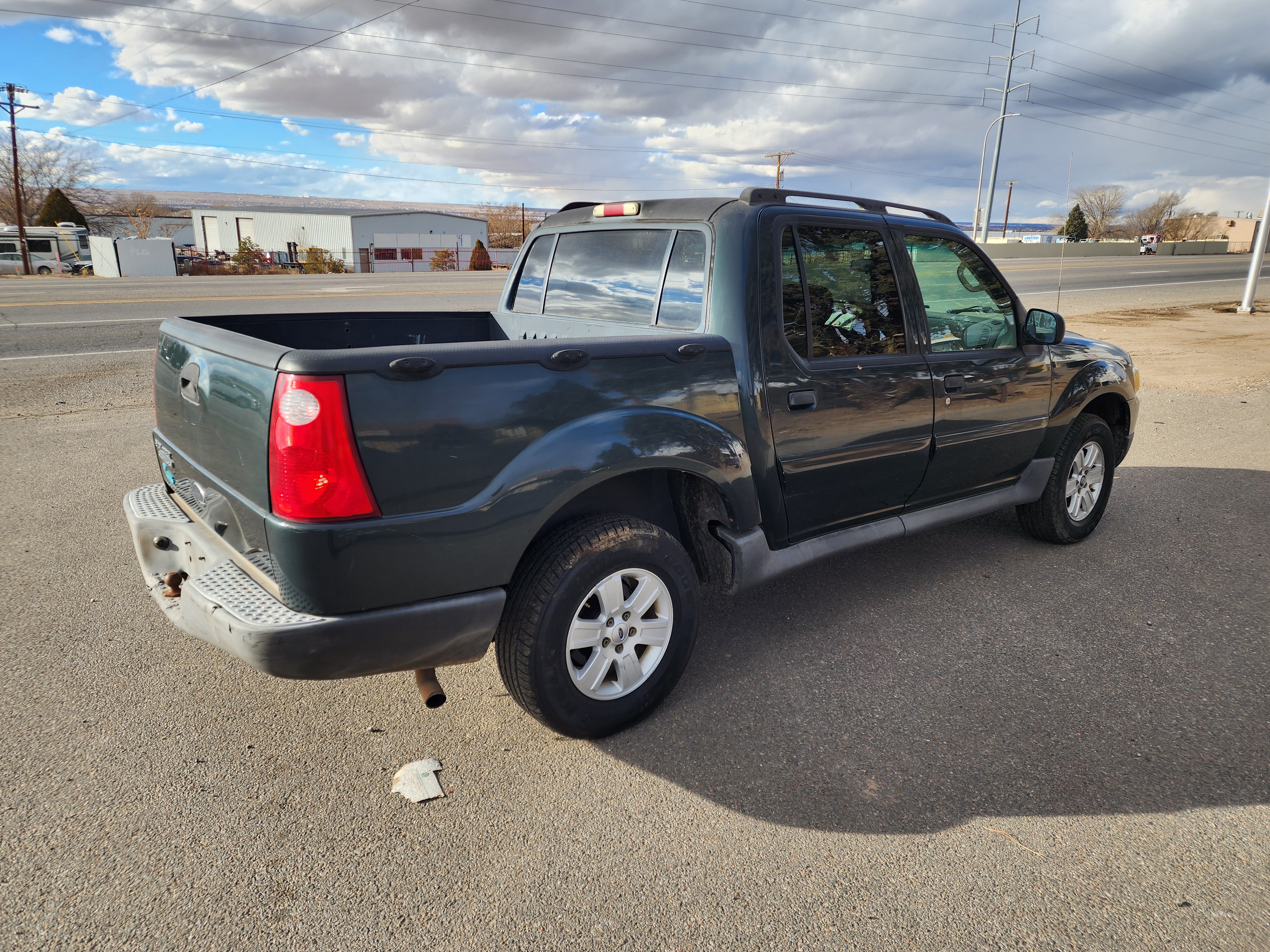 Ford Explorer image 3