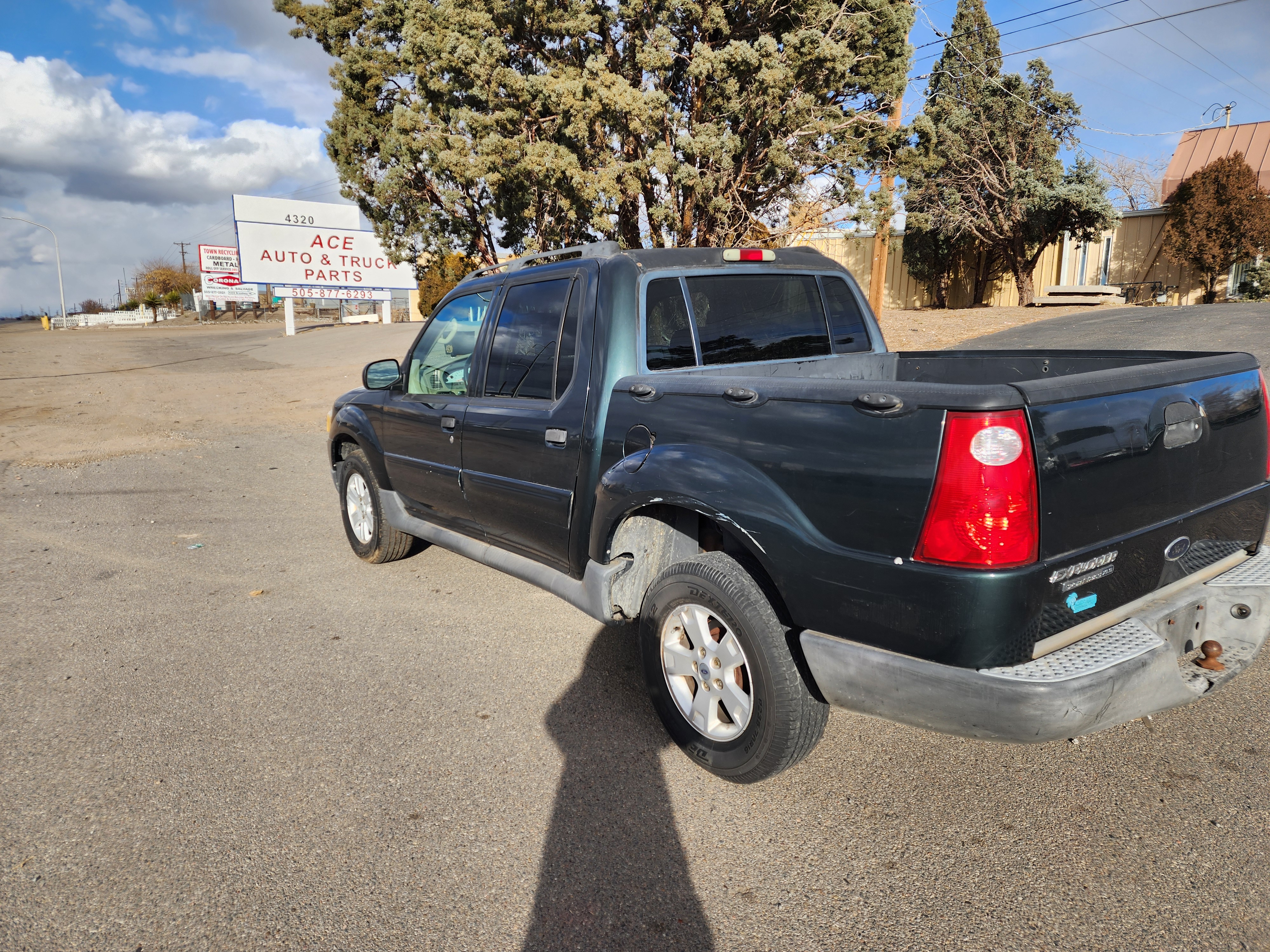 Ford Explorer image 4