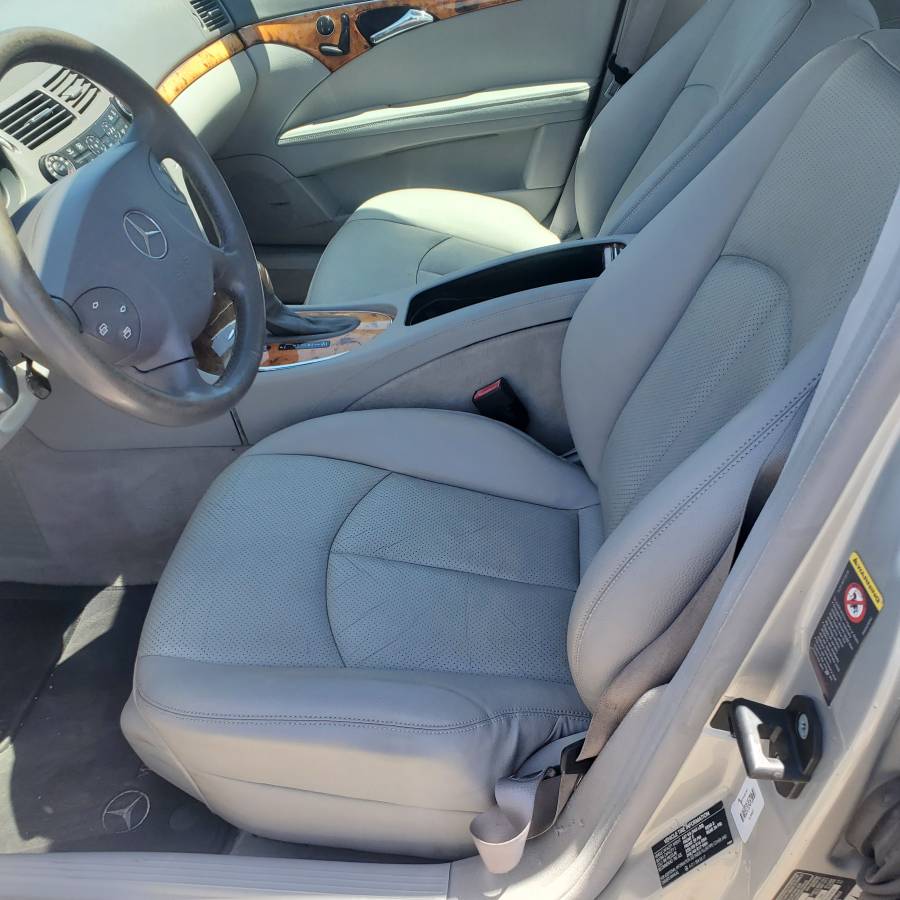 Mercedes Benz E350 image 7