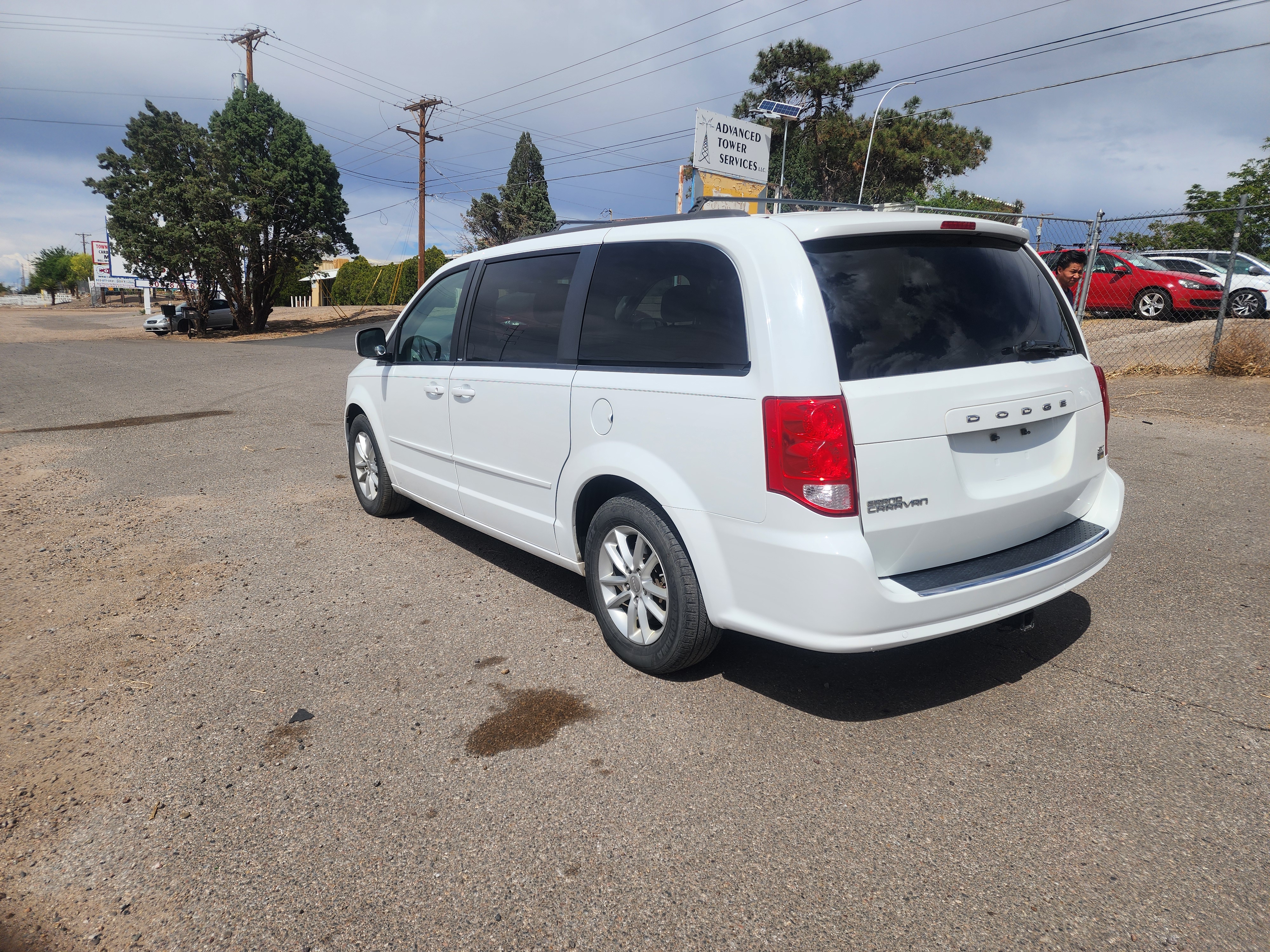 Dodge Grand Caravan image 4