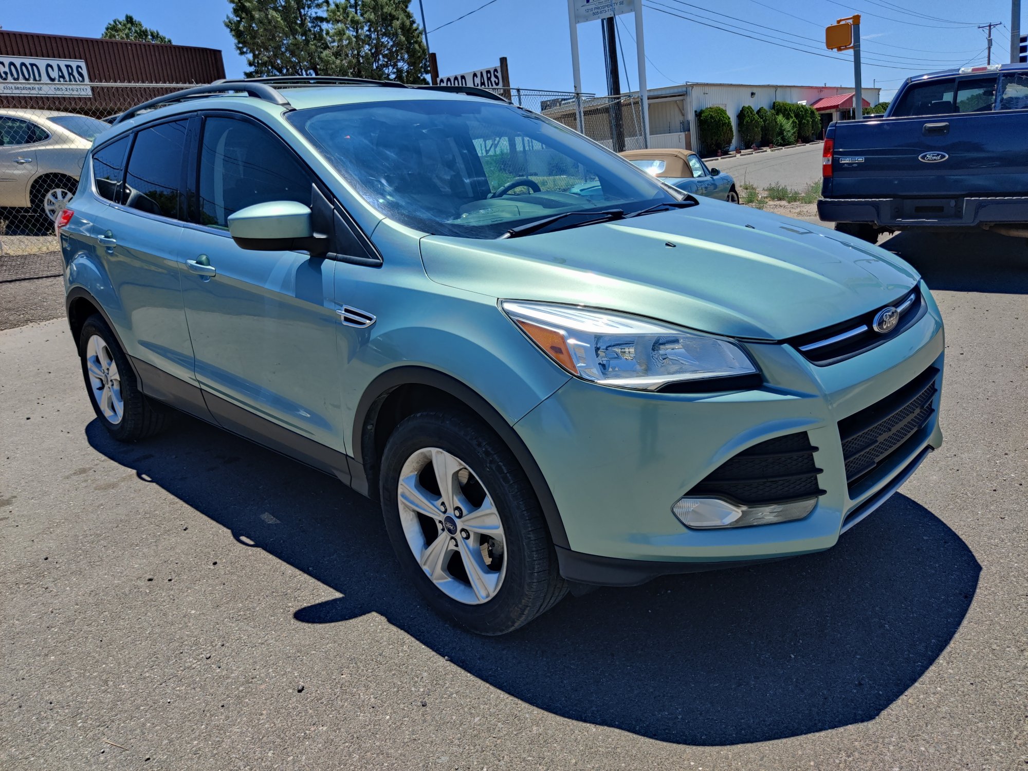 Ford Escape image 2