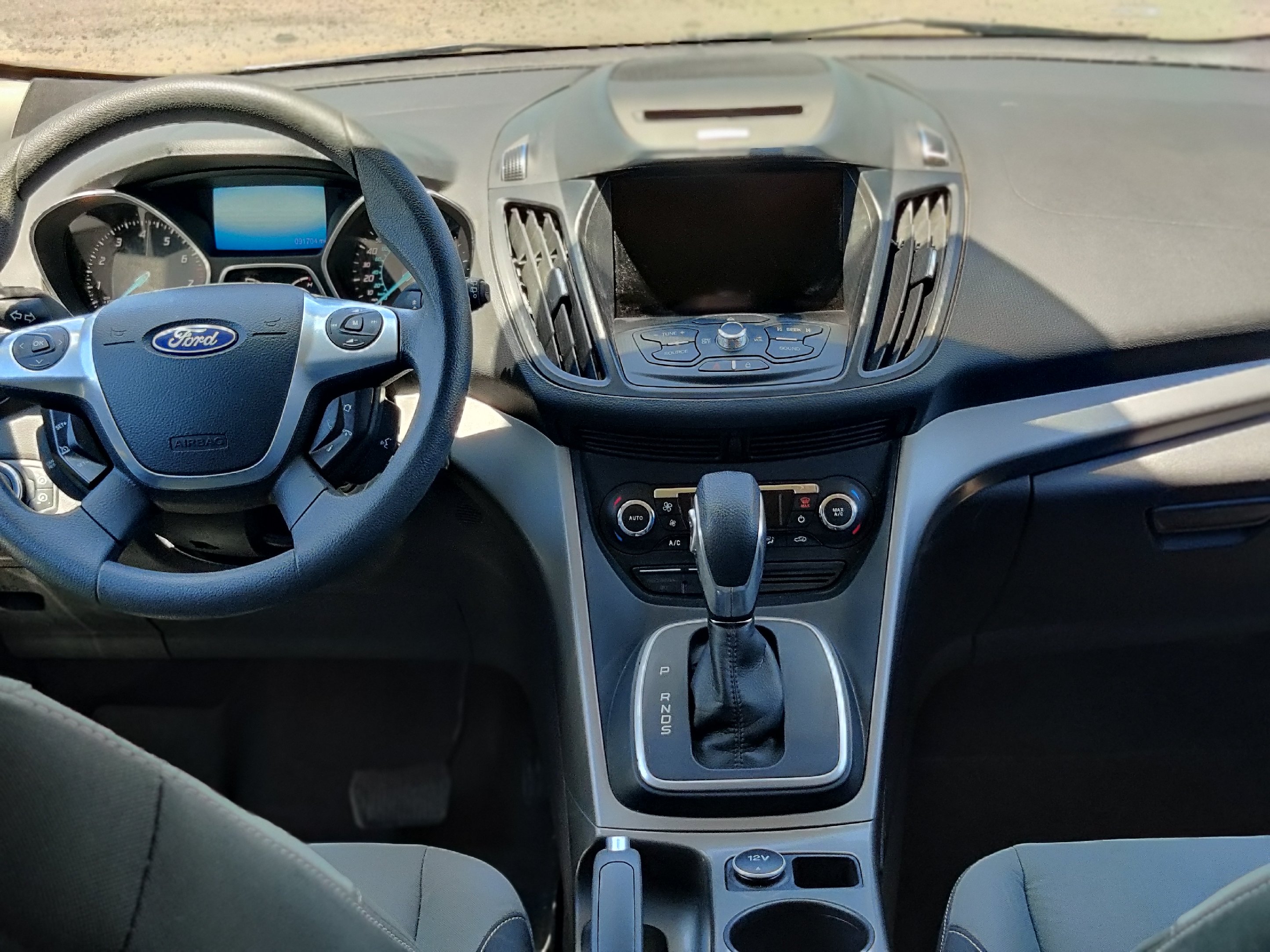 Ford Escape image 10