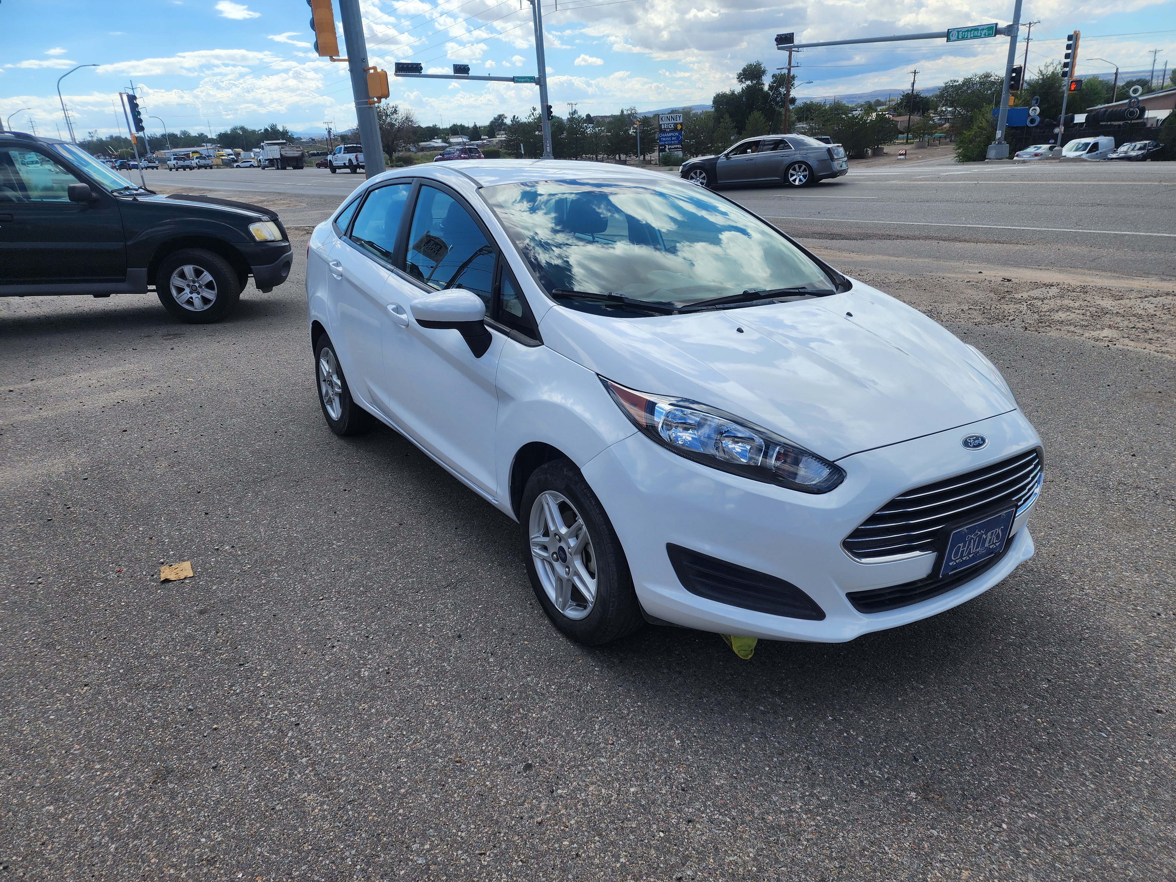 Ford Fiesta image 2