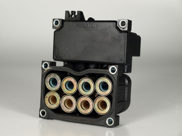 Bosch 5. 3. Bosch 5. Блок абс поло 2012. Блок управление абс бош 9.