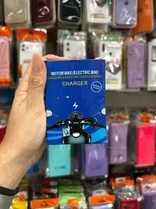 Carregador Veicular para Moto/Bike com Acendedor de Cigarros