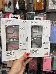 Capinha gear4 Crystal Palace para iPhone 11