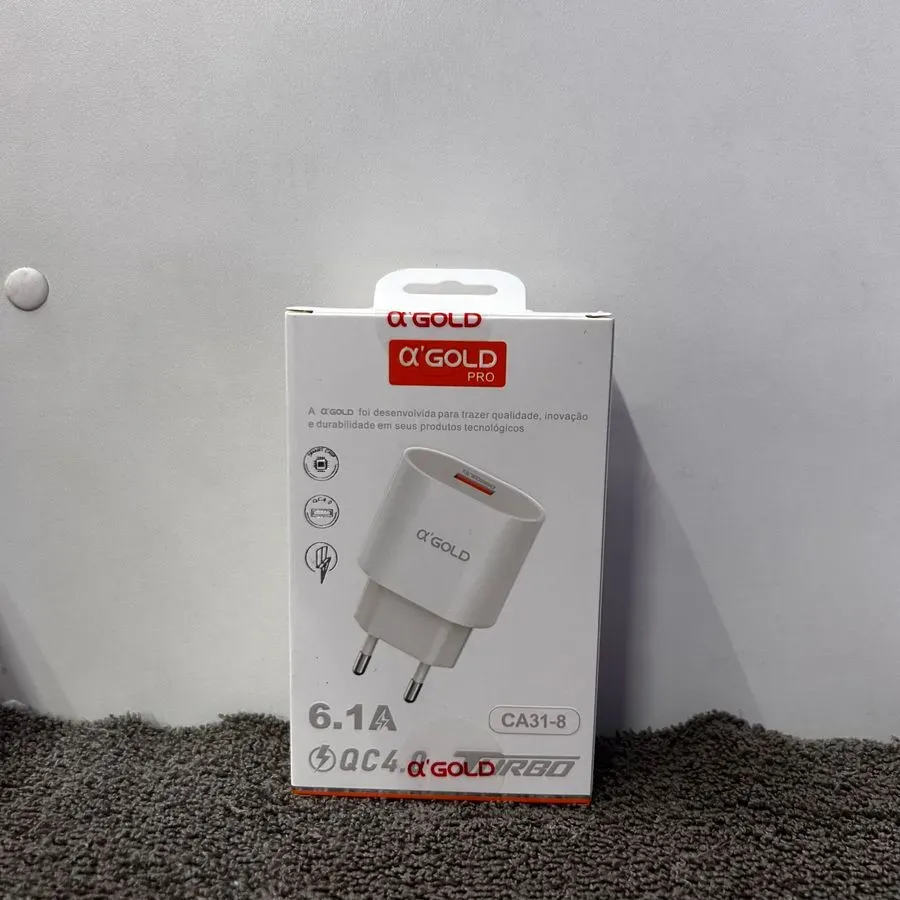 Fonte α'GOLD PRO 6.1A QC4.0