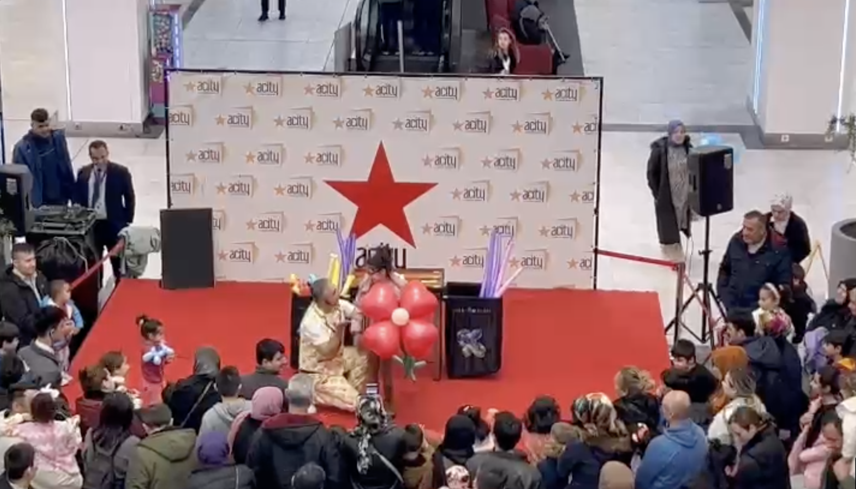 Sömestr Tatili Bubble ve Illusion Show