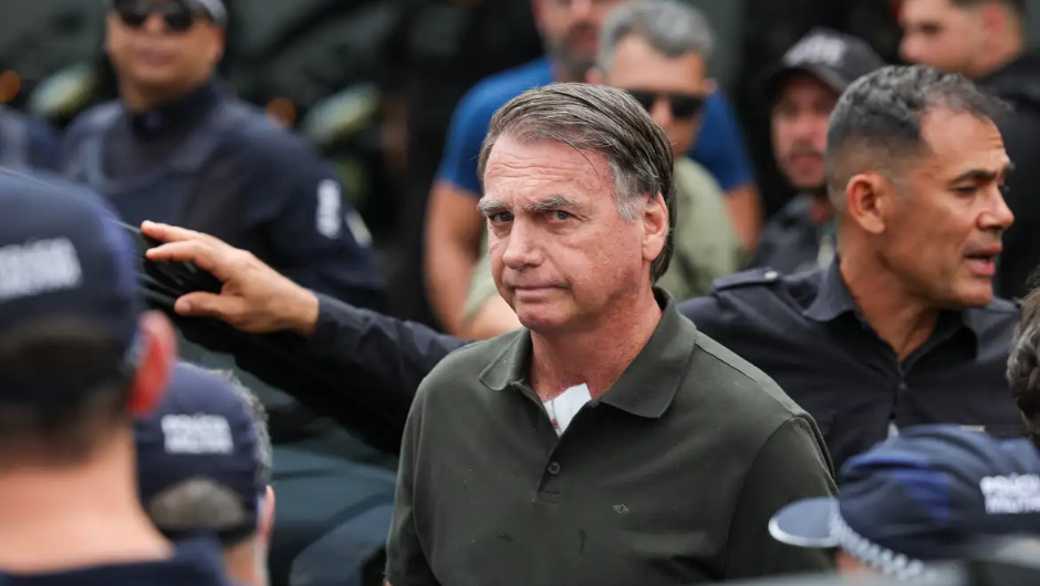 PGR se manifesta a favor de prisão domiciliar humanitária para Jair Bolsonaro