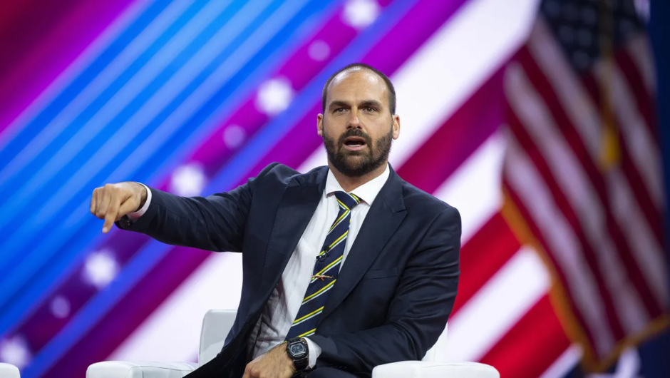Nos EUA, Eduardo Bolsonaro afirma que eleição de Flávio levará ao impeachment de Alexandre de Moraes