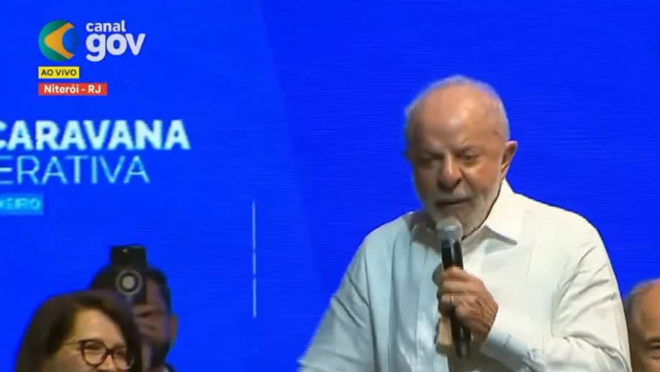Lula rebate crítica de Flávio Bolsonaro e diz que ex-presidente 'está no desmanche'