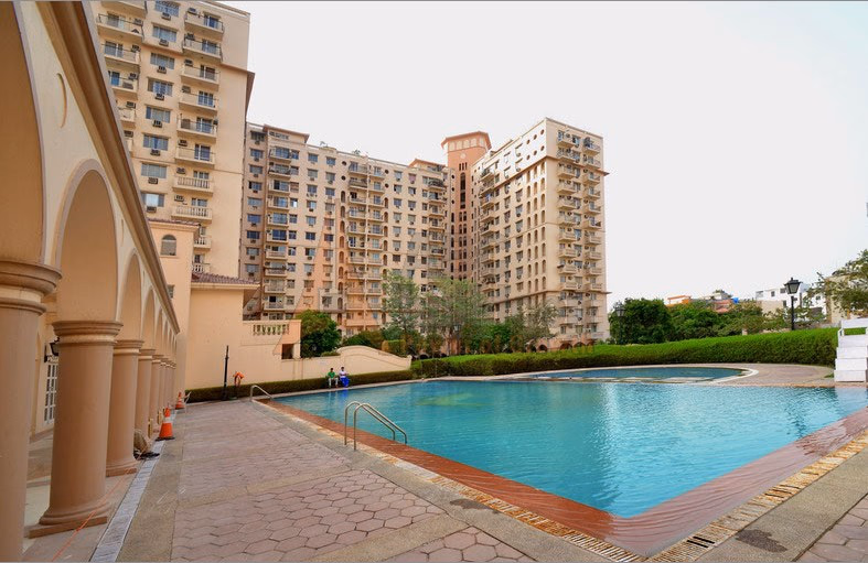 Oakwood Estate