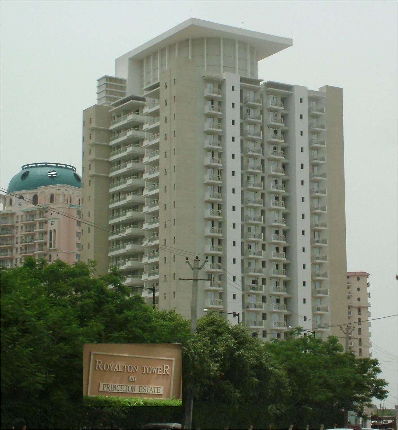 Royalton Tower