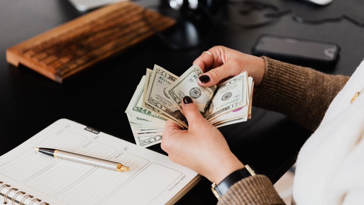 cover image for Rich People Have Better Credit Scores