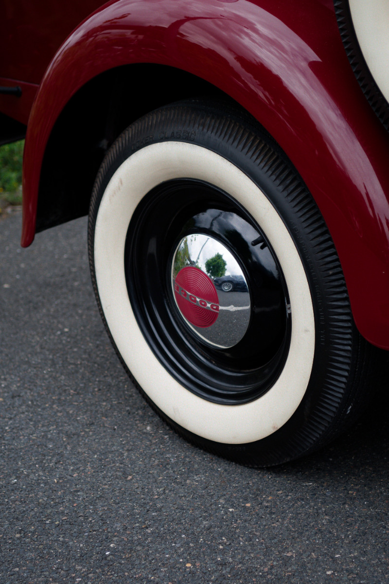 Dodge B-Series — 01