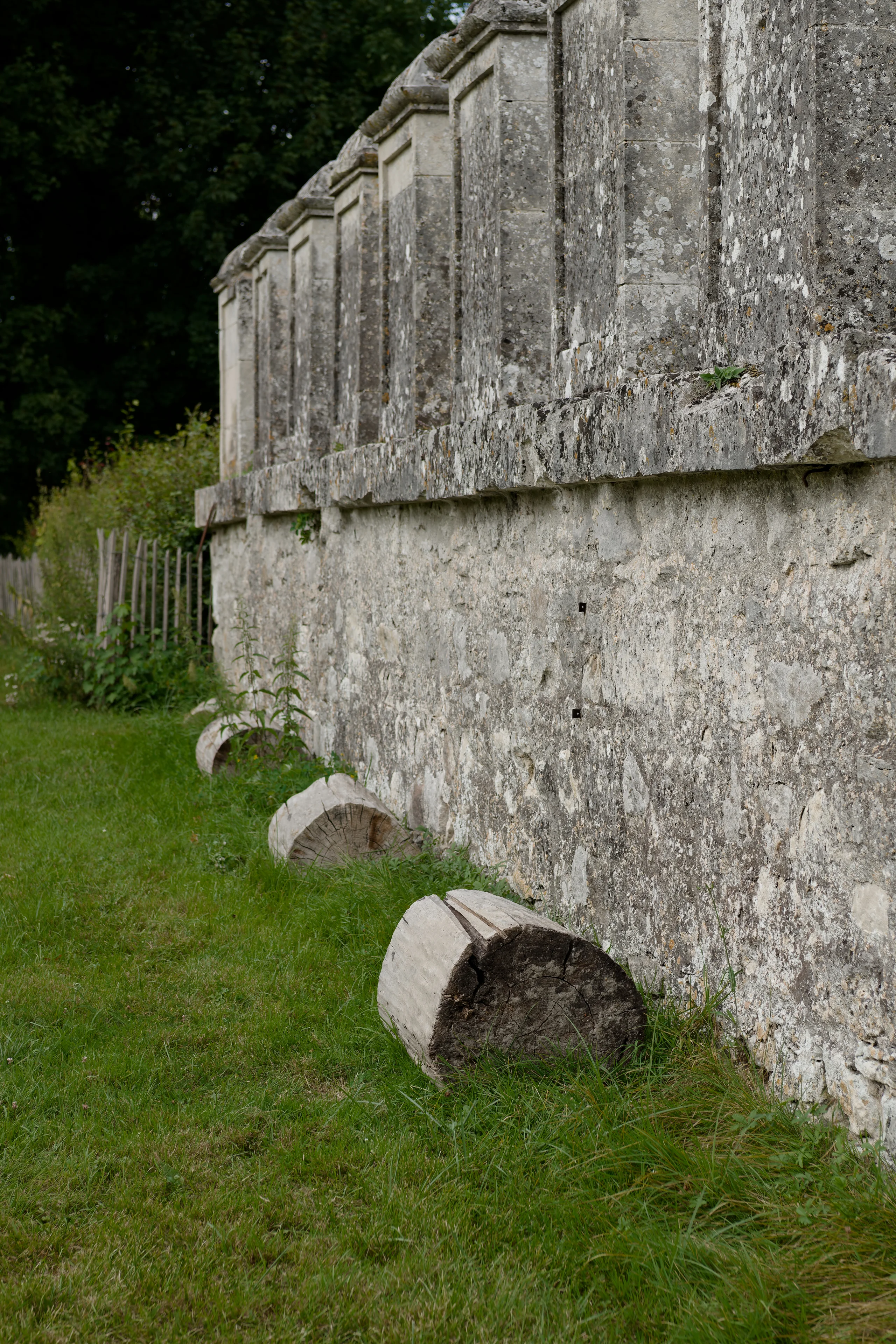 Entrée du Roseraie dans le Domaine de Chaalis — 02