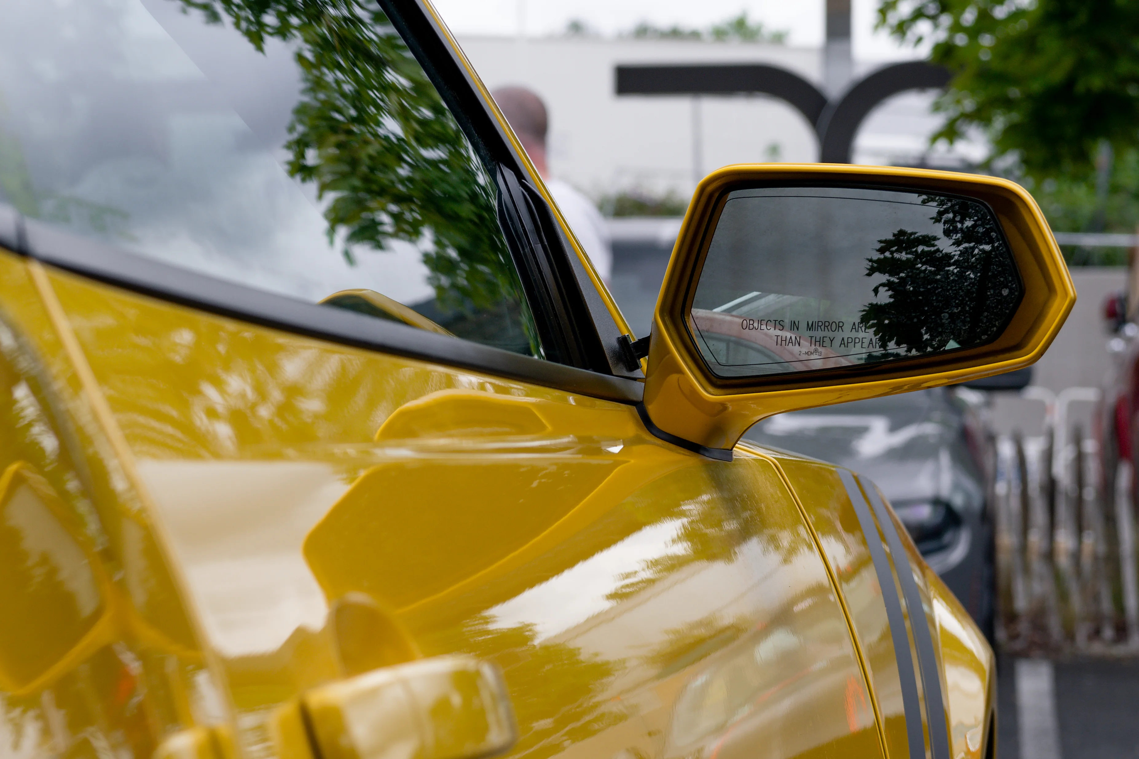 Chevrolet Camaro — 04