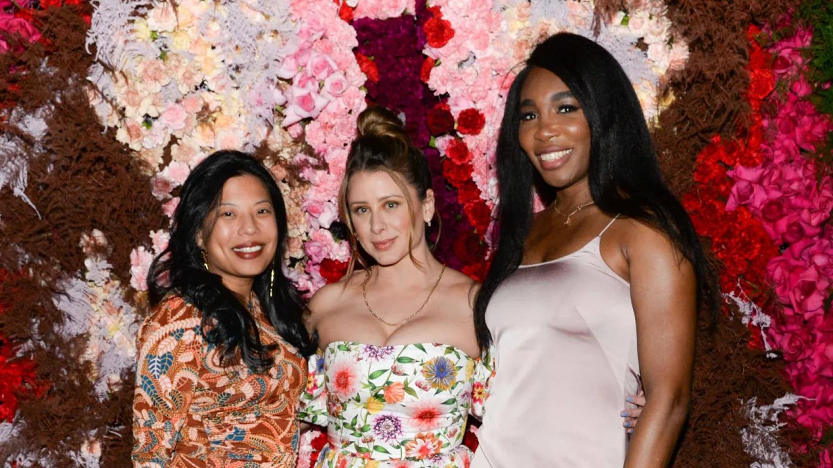 Joanne Hsieh, Lauren Bosworth, Venus Williams