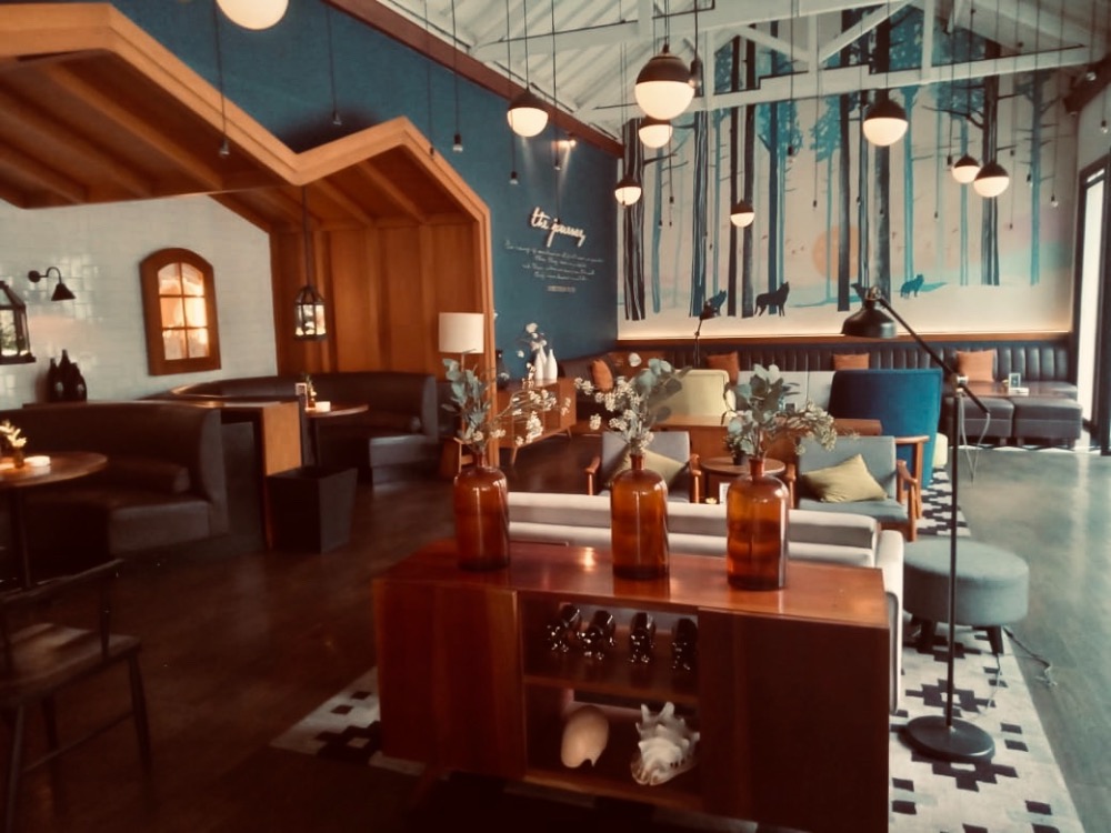Saka Bistro & Bar