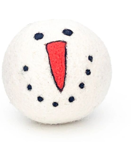 Needle Felting- Snowman Dryer Balls Needle Felting- Snowman Dryer Balls
