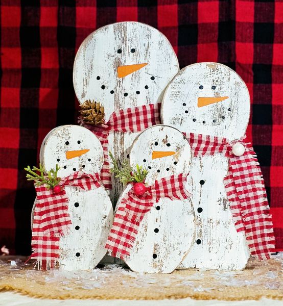 Wooden Snowman Shelf Sitter