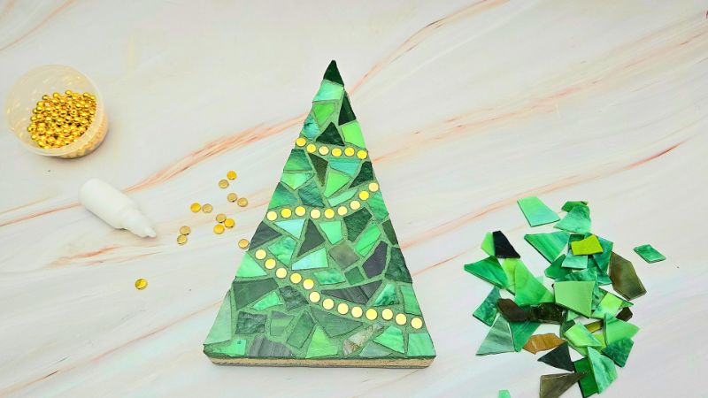 Make Your Own Mosaic Tree