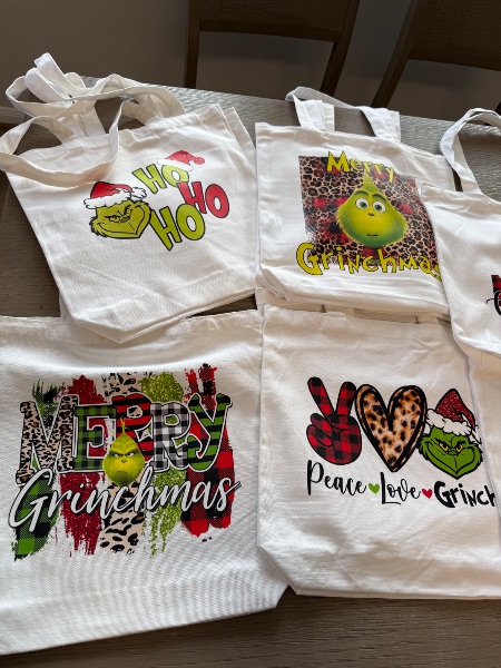 Create Your Own Grinch Tote + Bag Charm