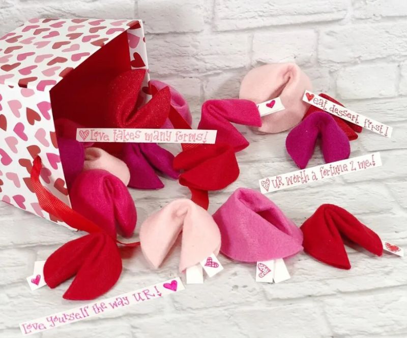 Make Your Own Valentine Felt Fortune Cookies