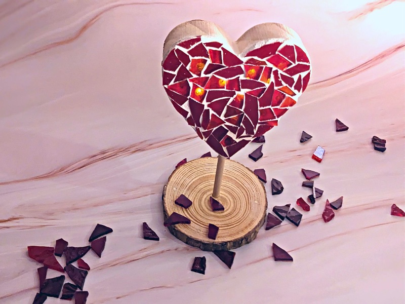 Galentine Craft Night! Come get crafty with us. Galentine Craft Night! Come get crafty with us.