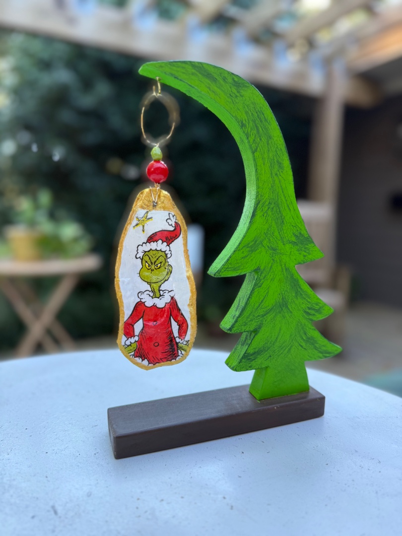 Grinch tree and Ornament Craft Class