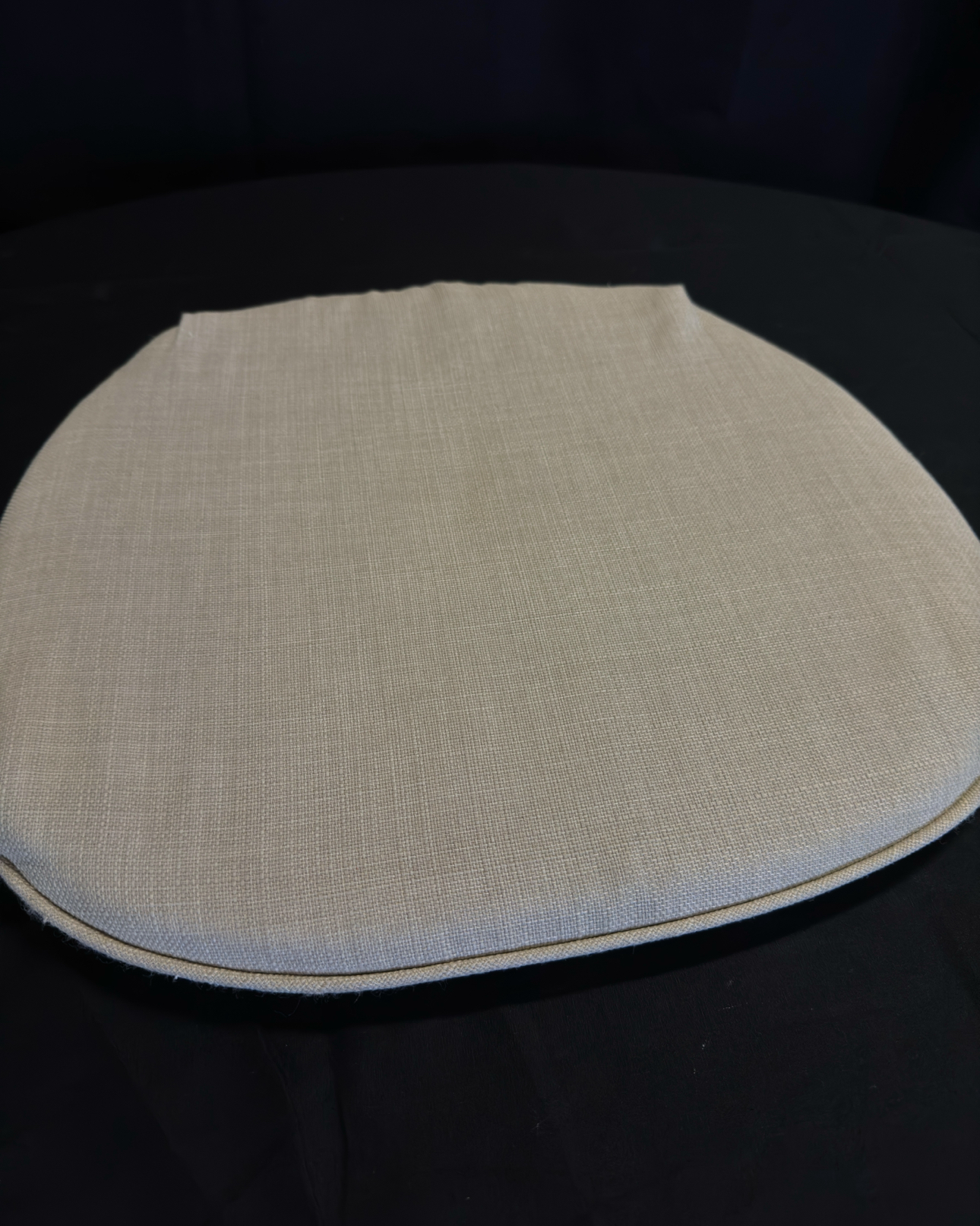 PAD Chiavari Chair Ivory Small (Hard Pad)