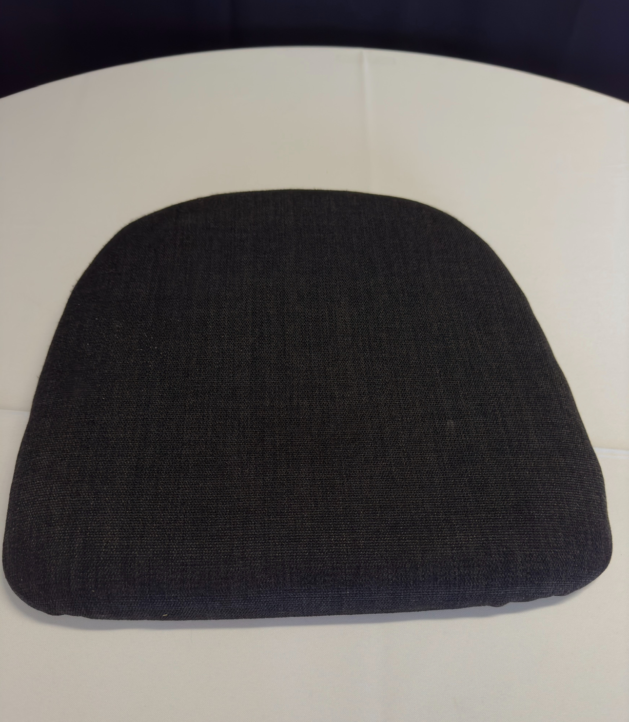 PAD Chiavari Chair Black Large (Hard Pad)