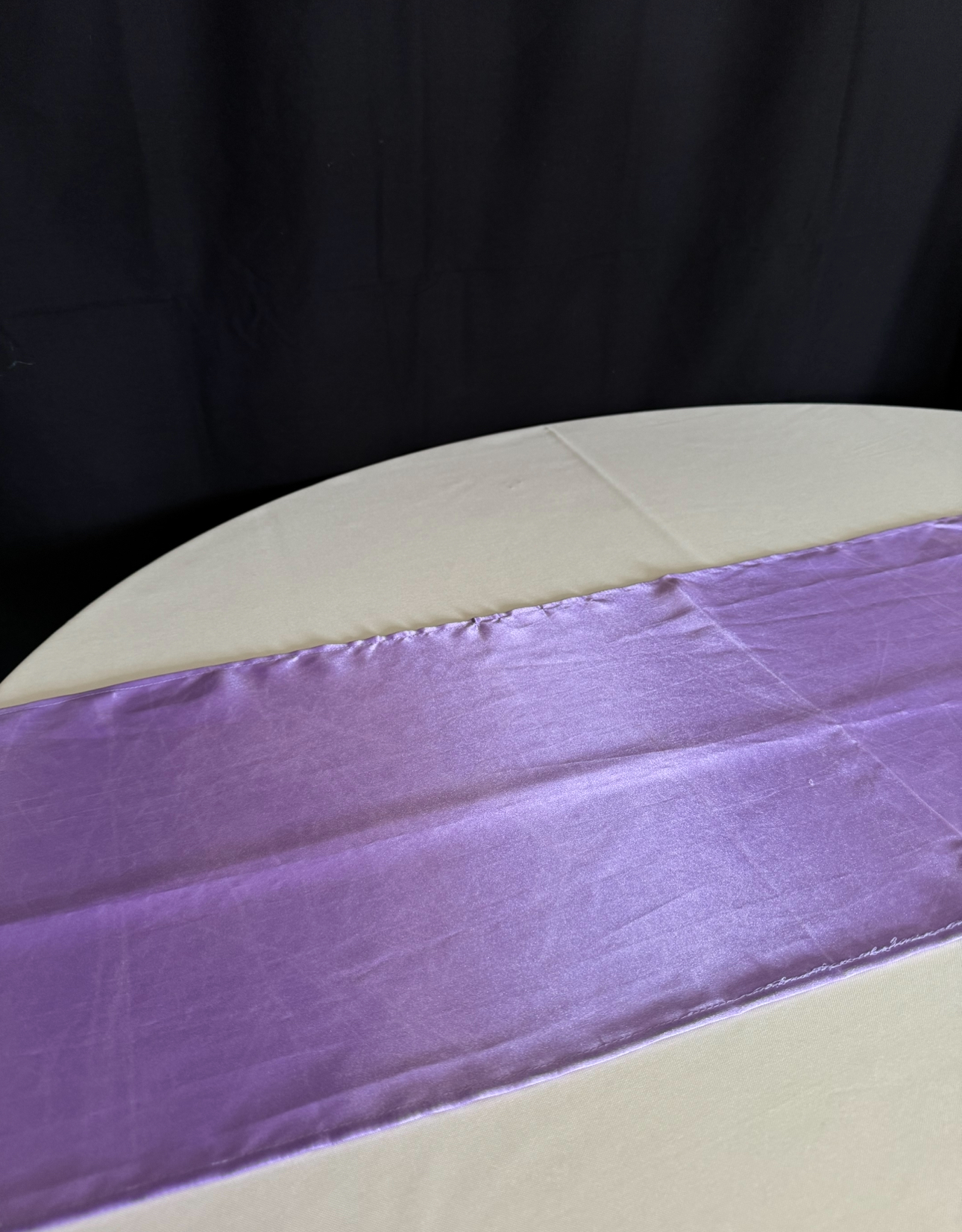 Runner 14"X108" SATIN LAVENDER