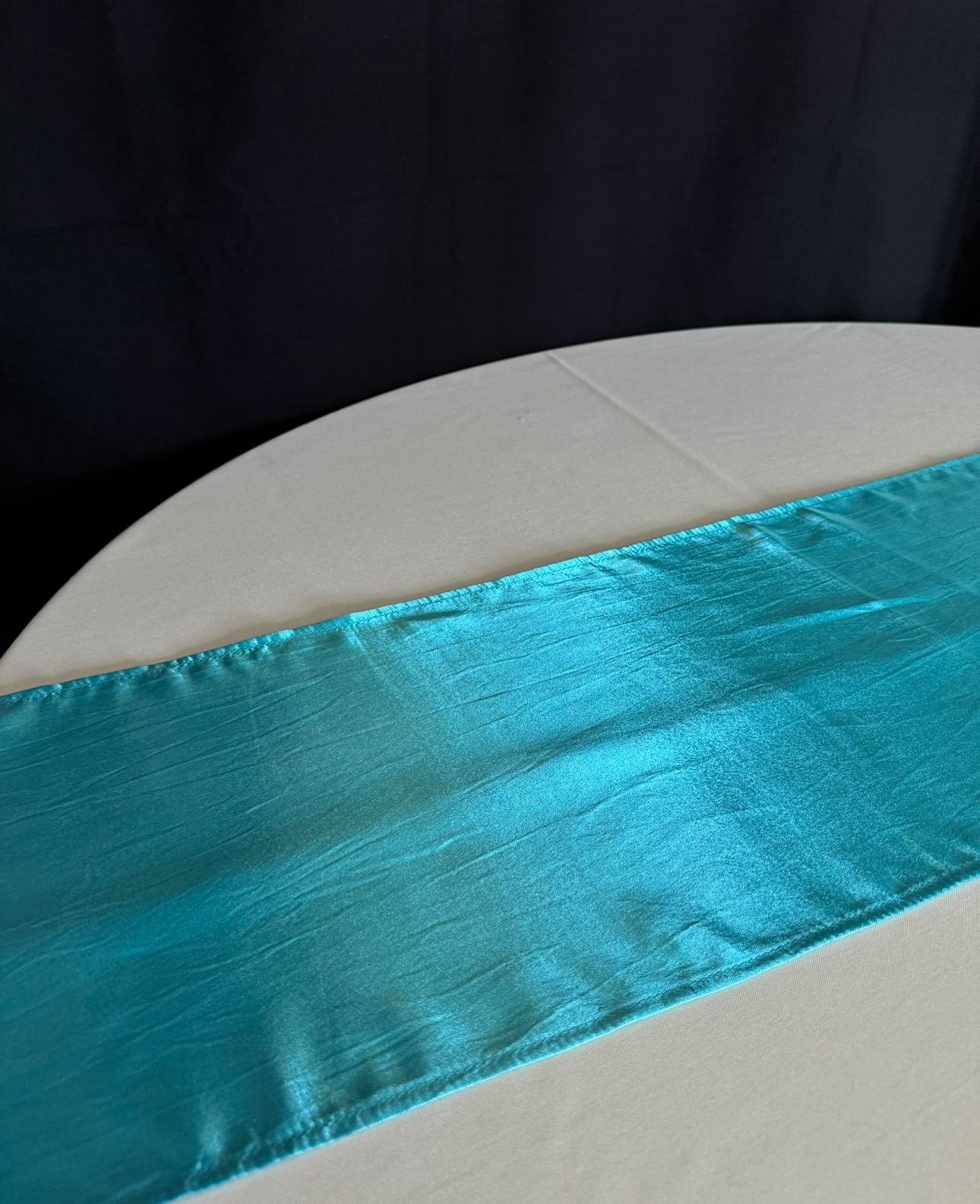 Runner 14"X108" SATIN TURQUOISE