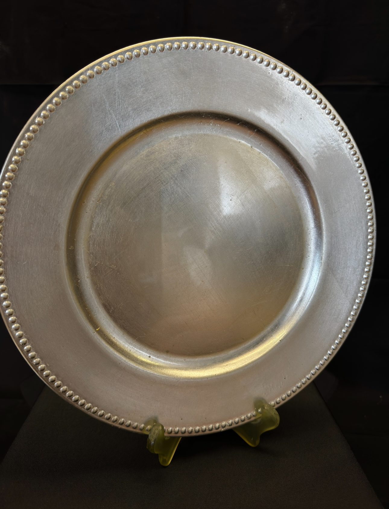 Plate Charger SILVER BEADED