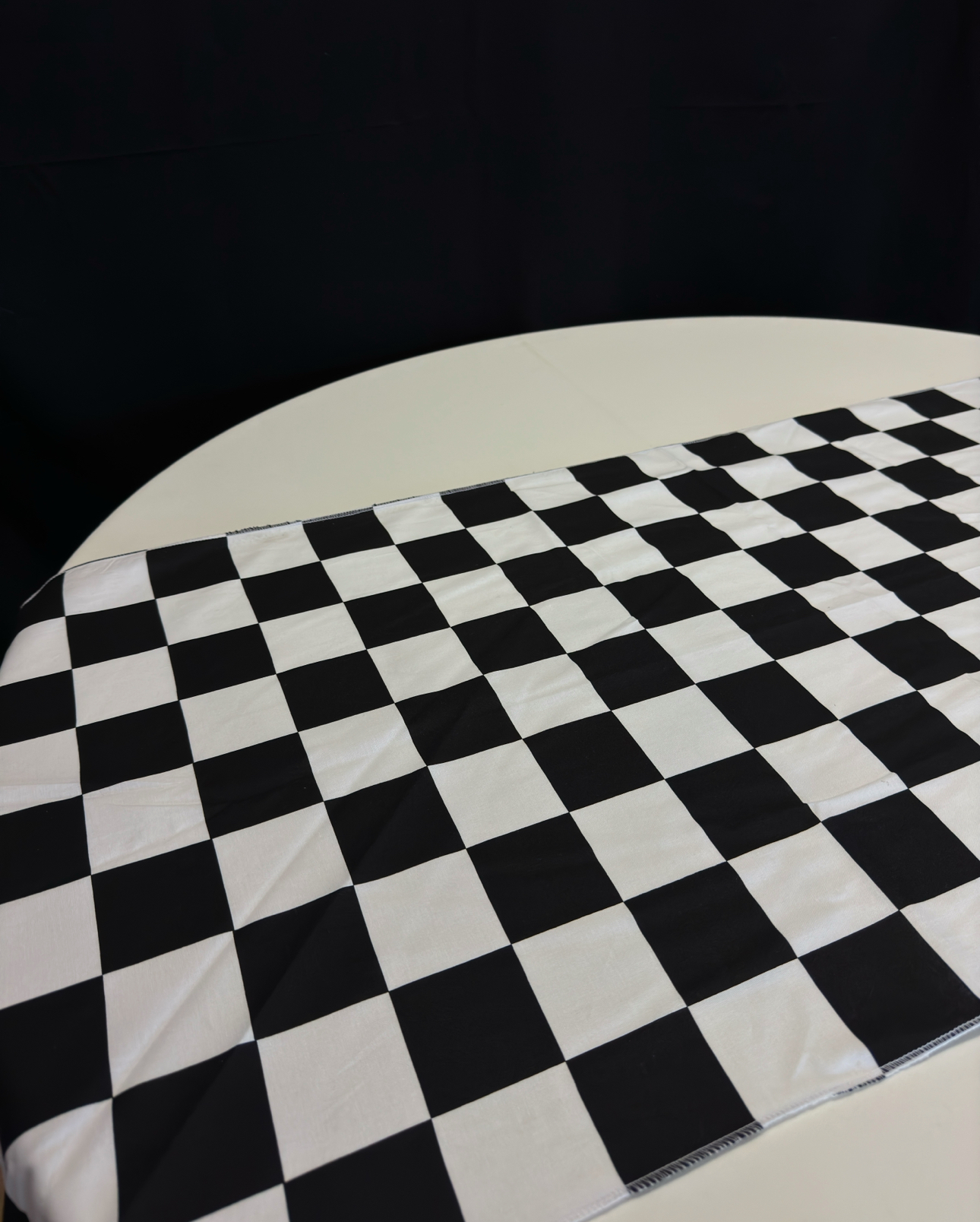 Runner 10"x57" BLACK & WHITE CHECK