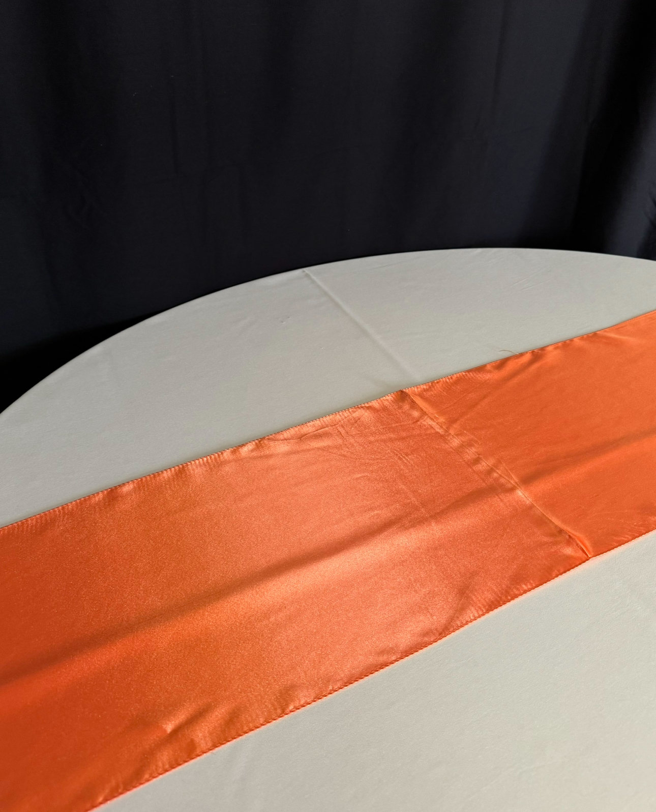 Runner 14"X108" SATIN ORANGE