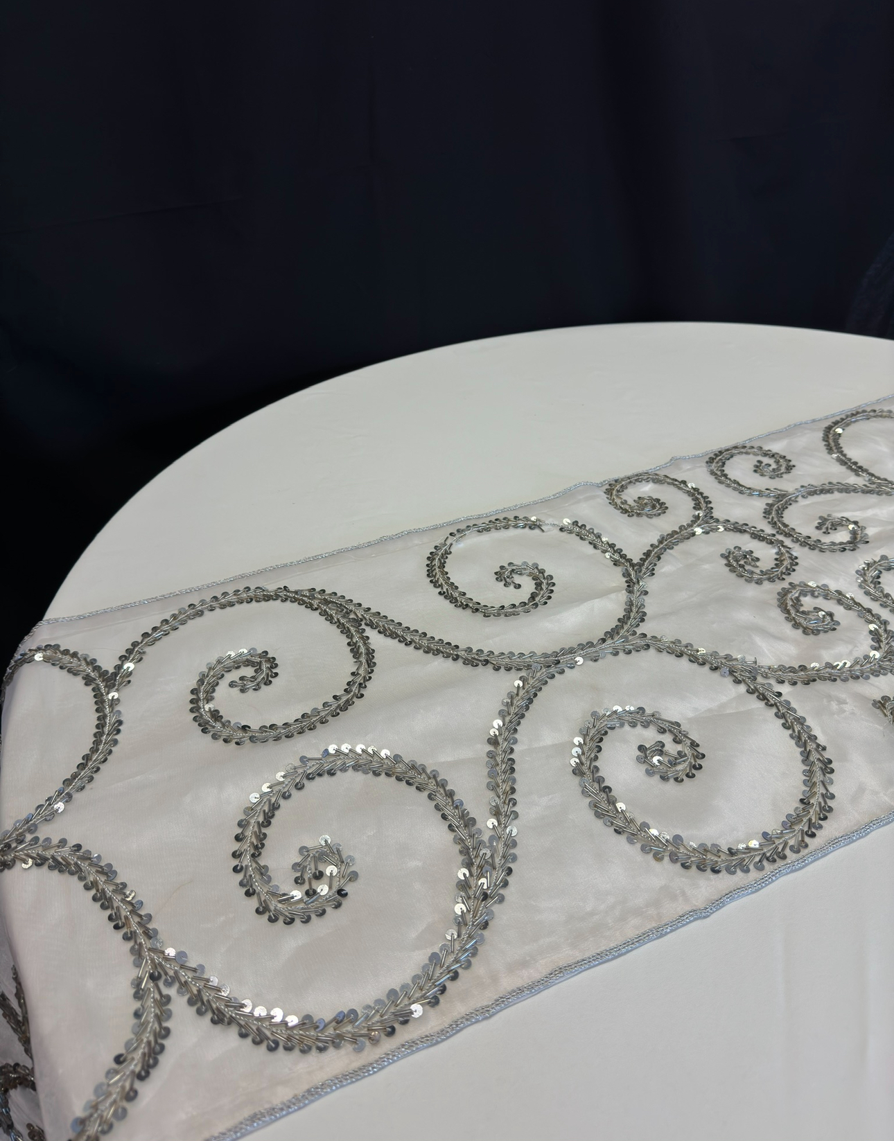 Runner 14"X102" SHEER WHITE WITH SILVER SEQUINS