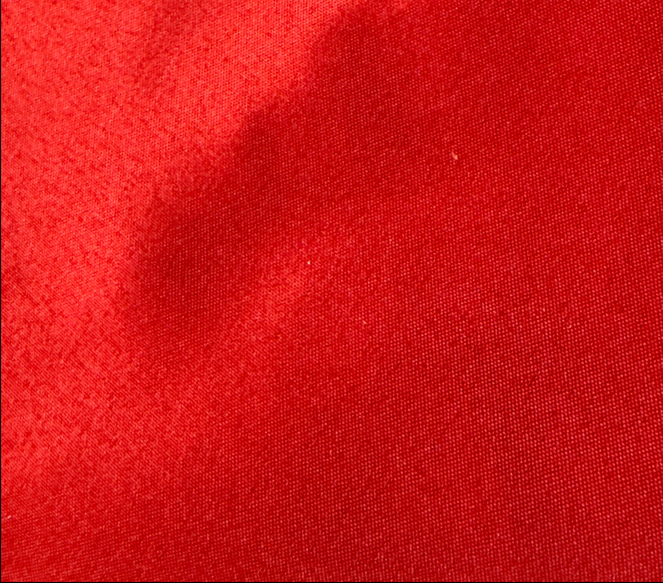 132" POLY RED L