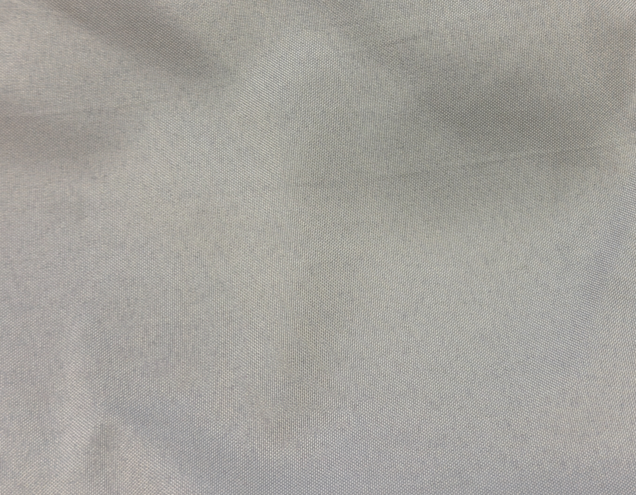 120" POLY SILVER L