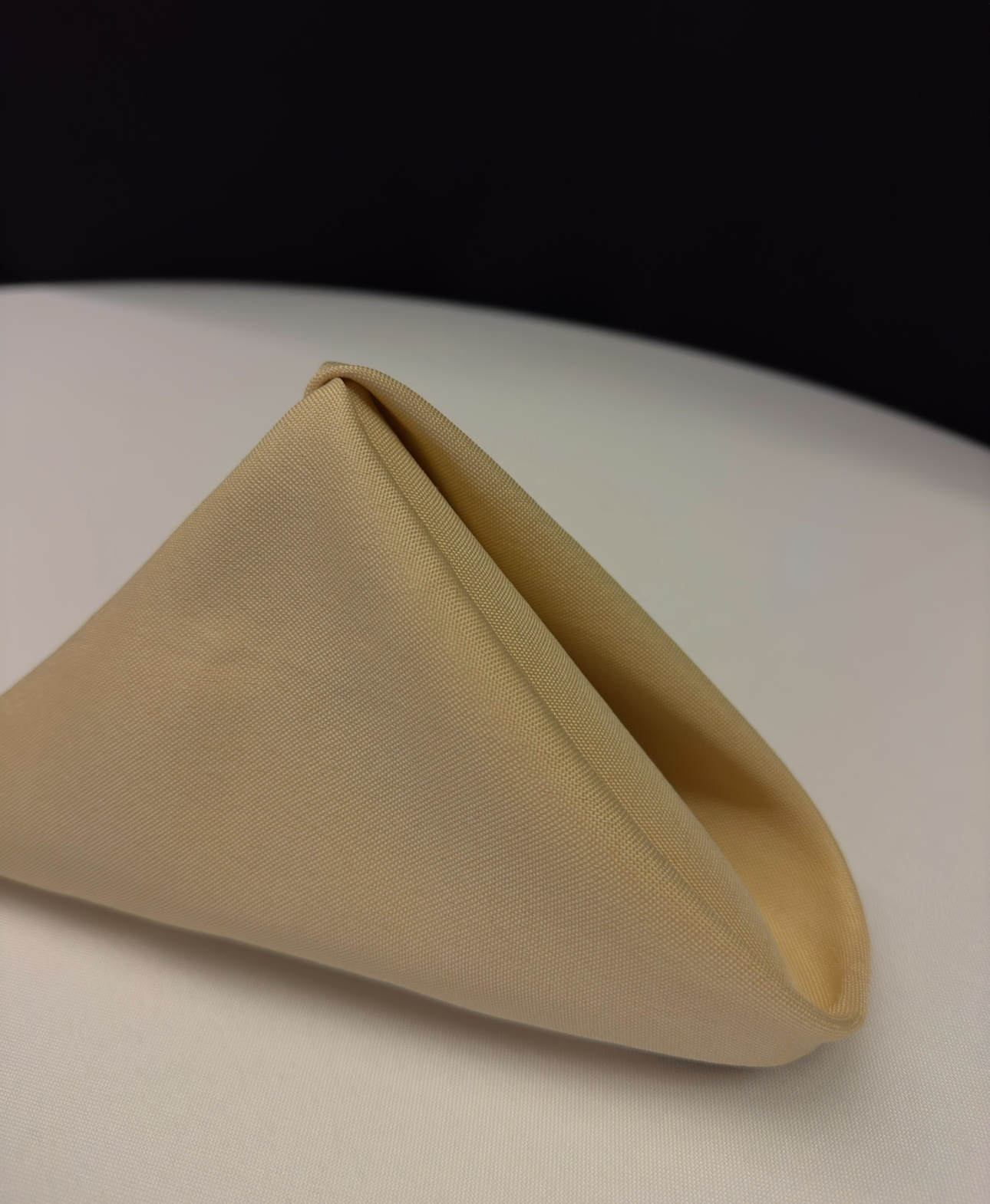 Napkin LIGHT GOLD C POLY 20"