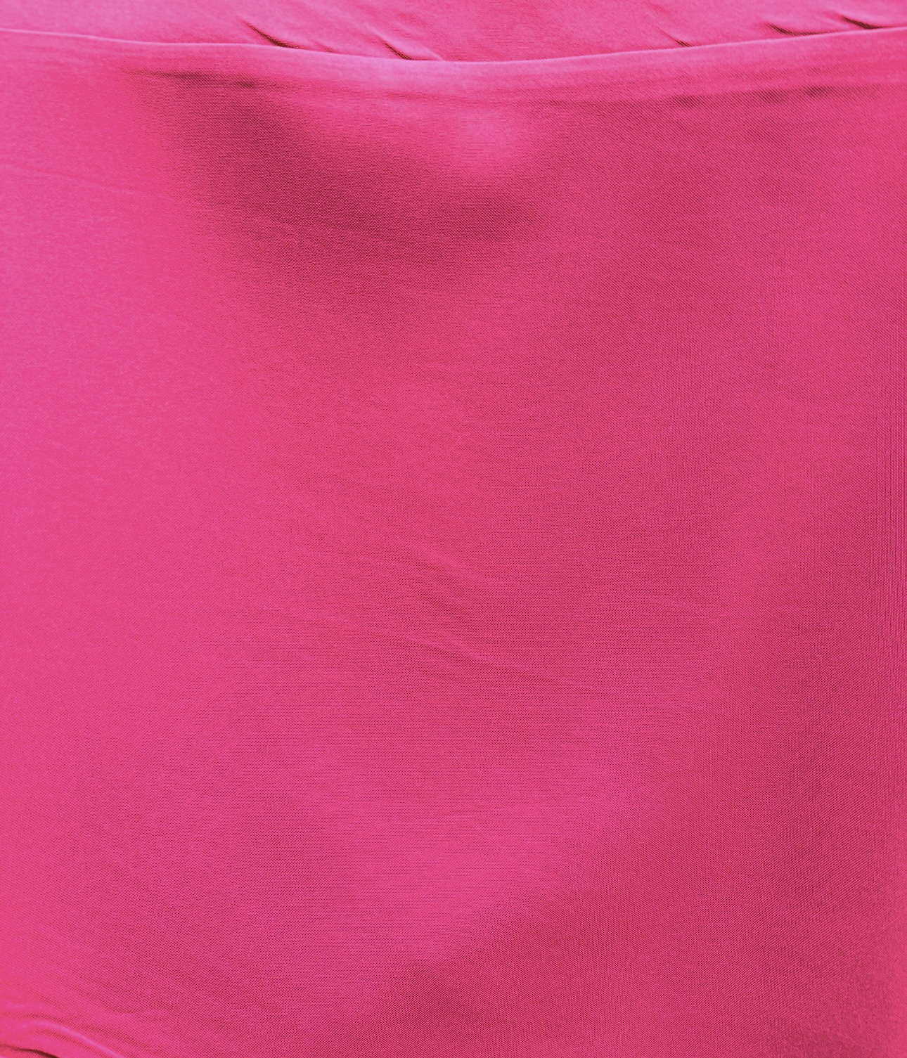 120" POLY HOT PINK A