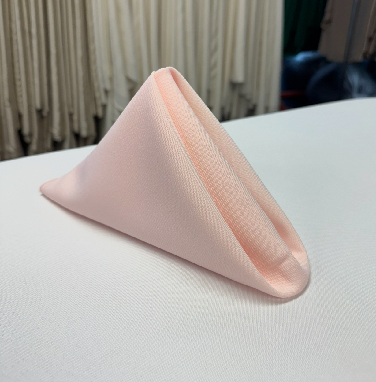 Napkin LIGHT PINK A 17" POLY
