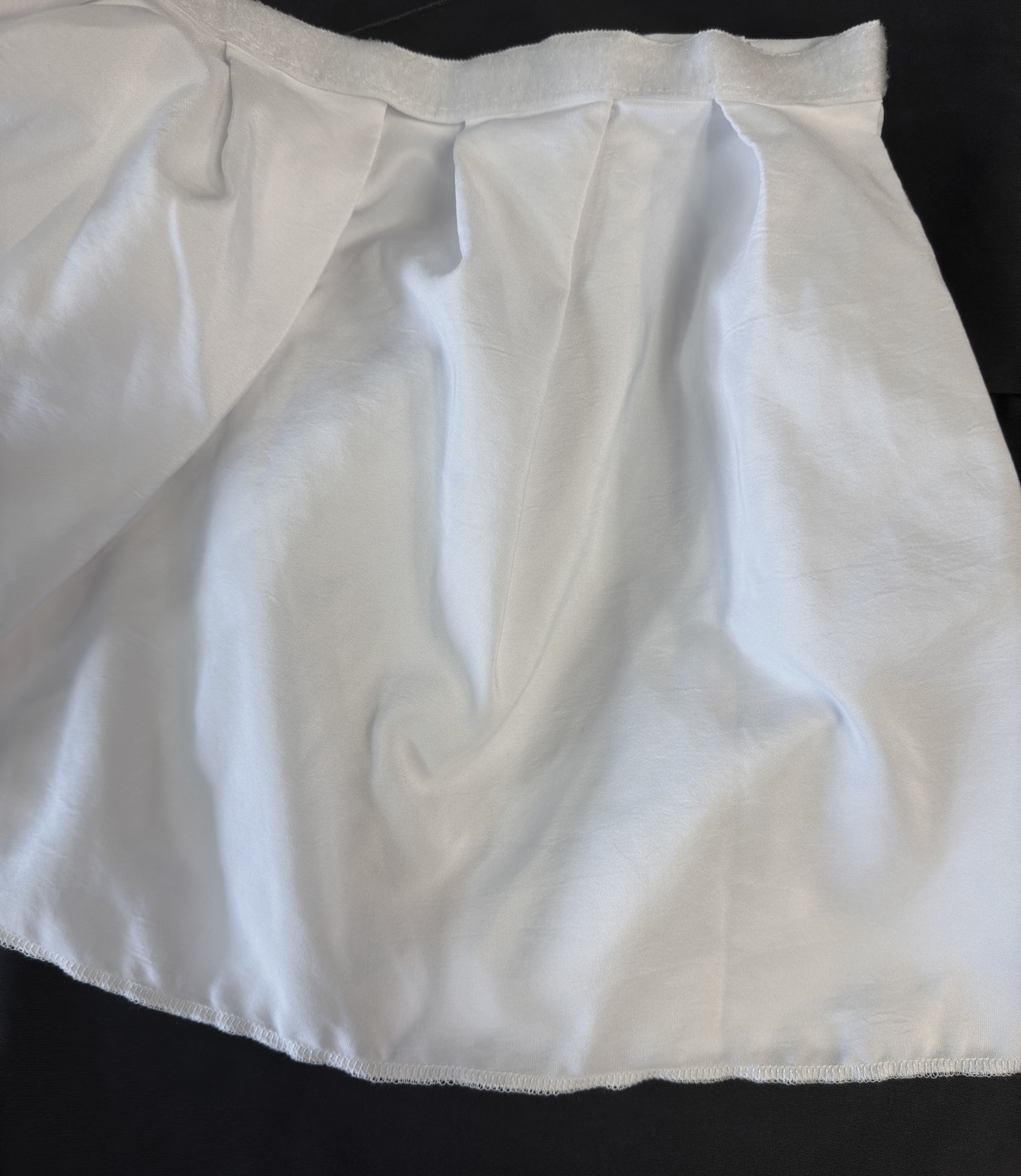 Stage Skirting 16"T X 20'L White